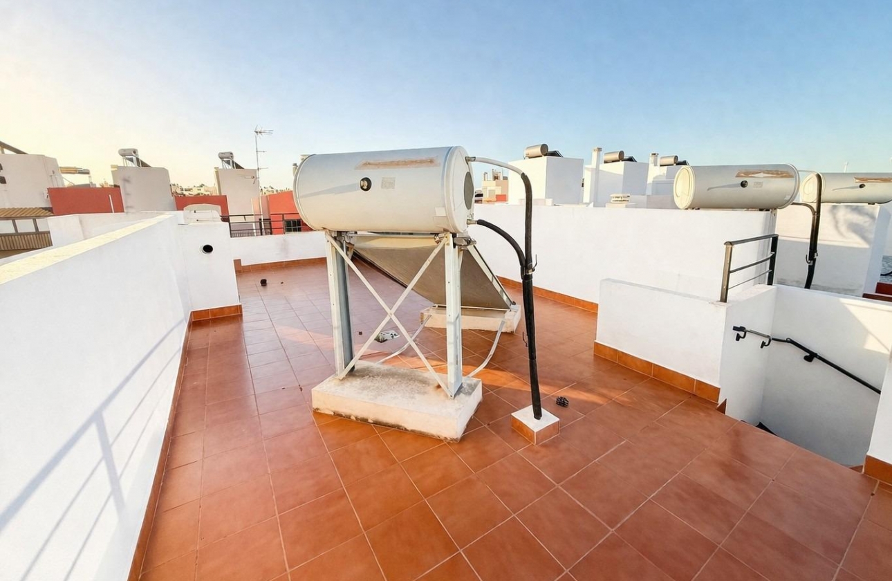 Reventa - Adosado - Torrevieja - Aguas Nuevas