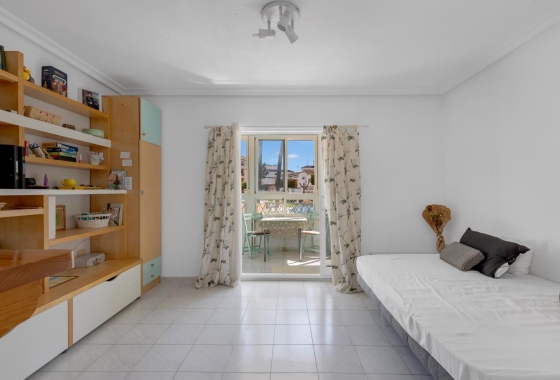 Resale - Apartment - Torrevieja - La Mata