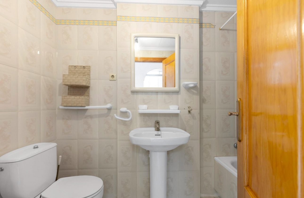 Resale - Apartment - Torrevieja - La Mata