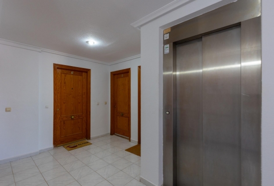 Resale - Apartment - Torrevieja - La Mata