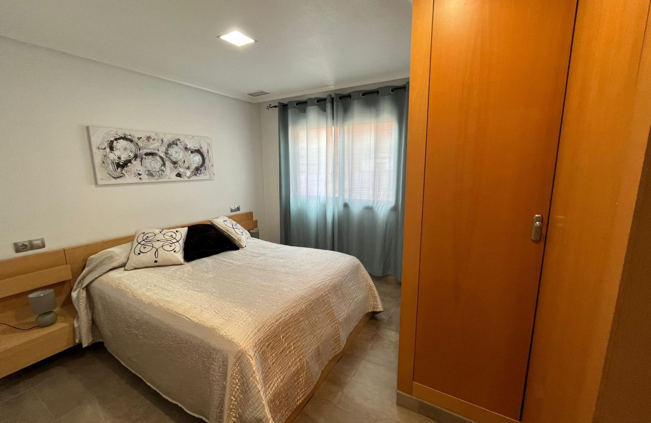 Rynek wtórny - Apartament - Torrevieja - La Mata