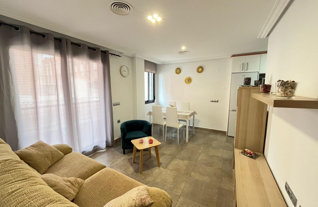 Rynek wtórny - Apartament - Torrevieja - La Mata