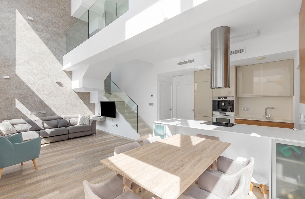 Reventa - Villa - Rojales - Pueblo bravo