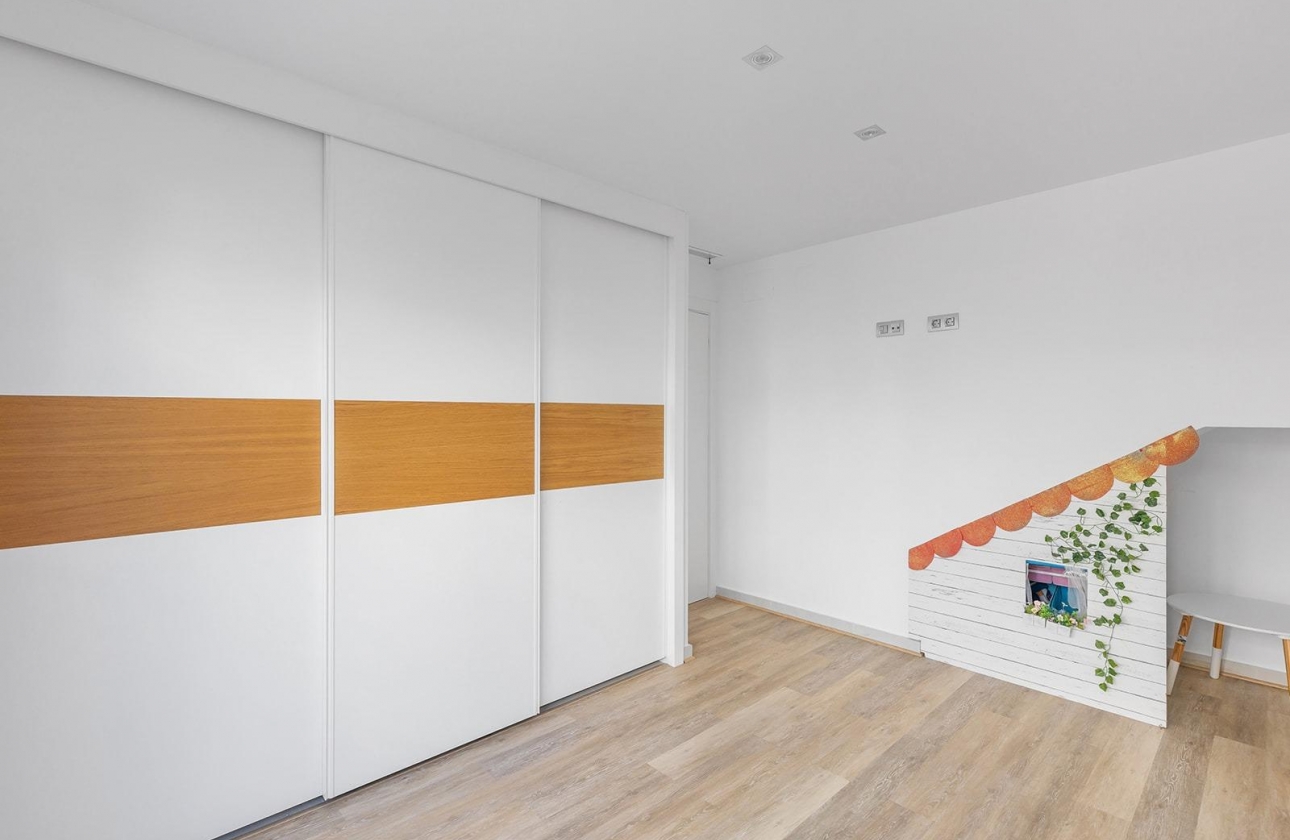 Reventa - Villa - Rojales - Pueblo bravo