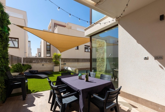 Reventa - Villa - Rojales - Pueblo bravo