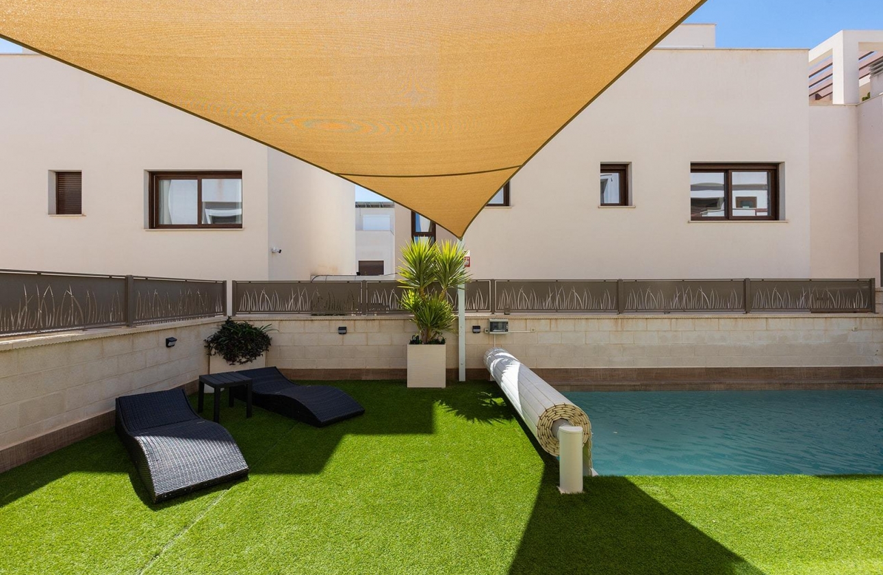 Reventa - Villa - Rojales - Pueblo bravo