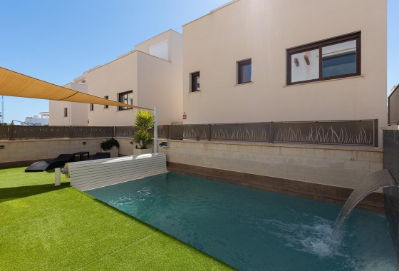 Reventa - Villa - Rojales - Pueblo bravo