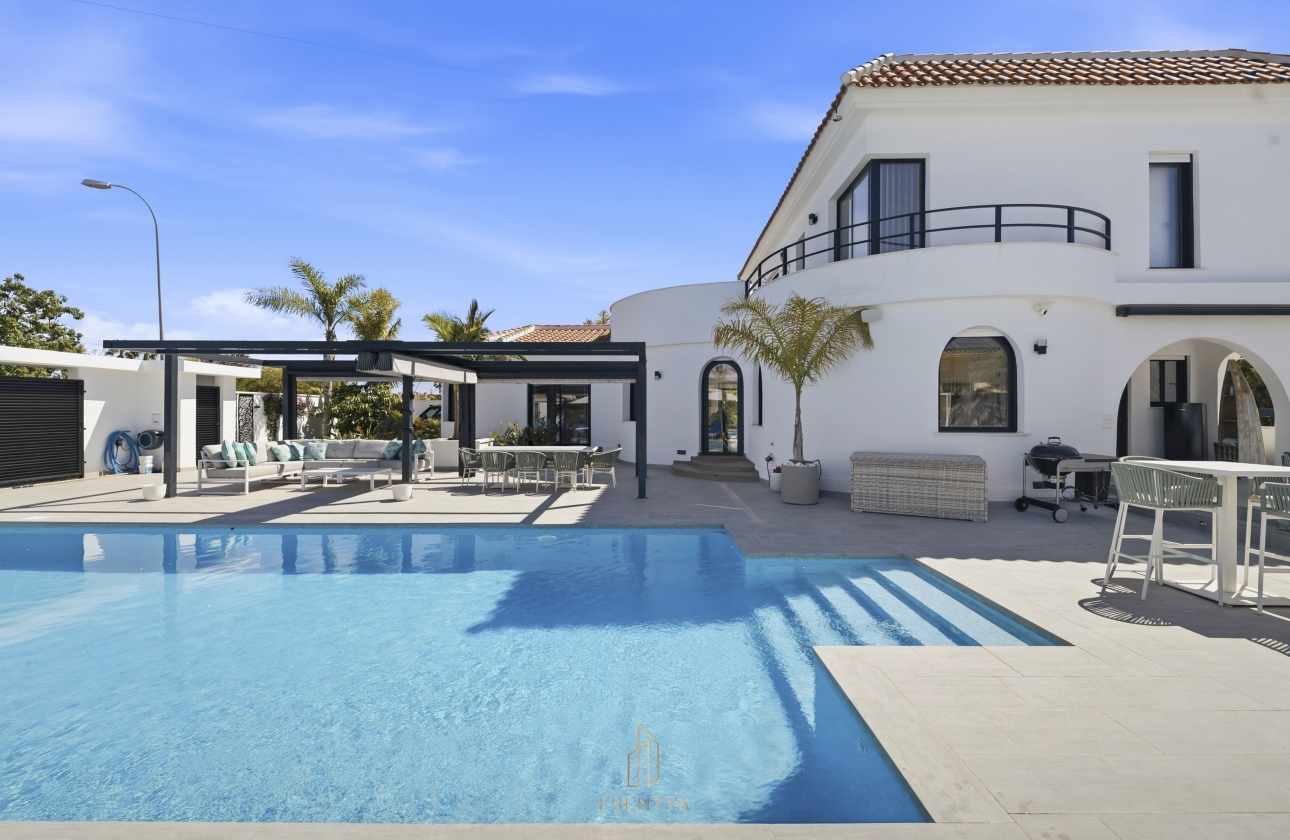 Rynek wtórny - Villa - Torrevieja - San Luis