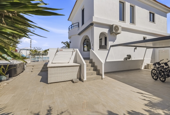 Rynek wtórny - Villa - Torrevieja - San Luis