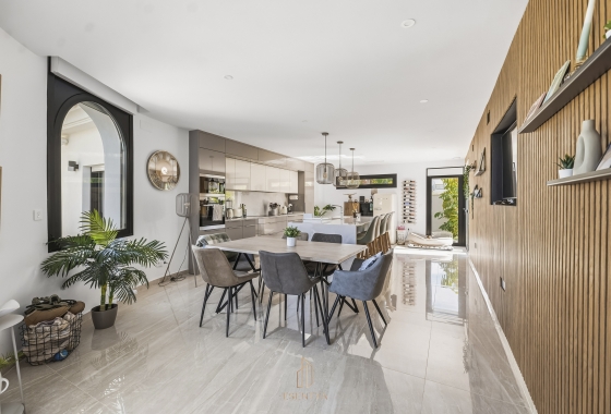 Rynek wtórny - Villa - Torrevieja - San Luis