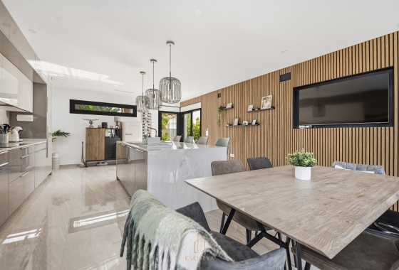 Rynek wtórny - Villa - Torrevieja - San Luis