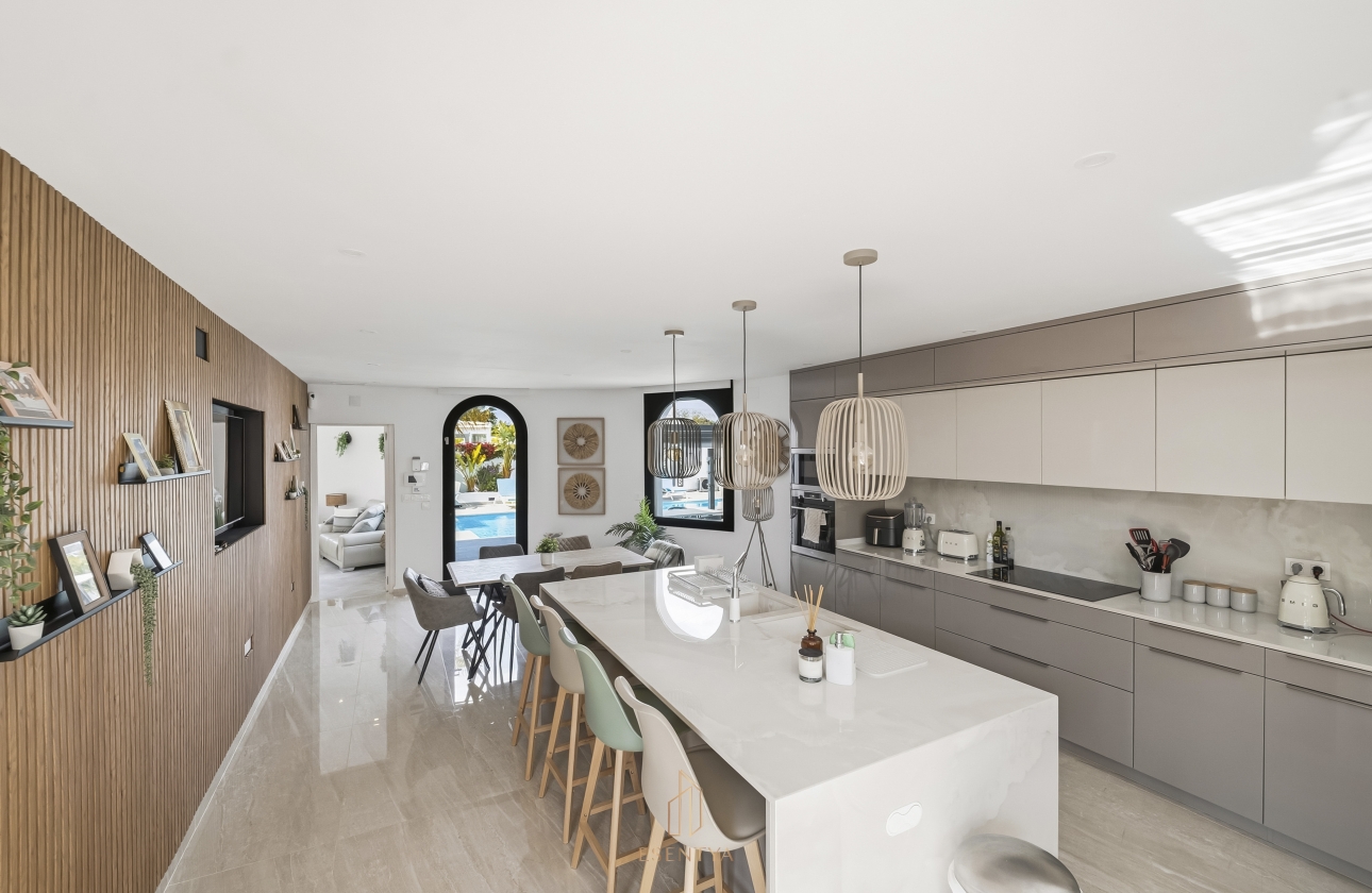 Rynek wtórny - Villa - Torrevieja - San Luis