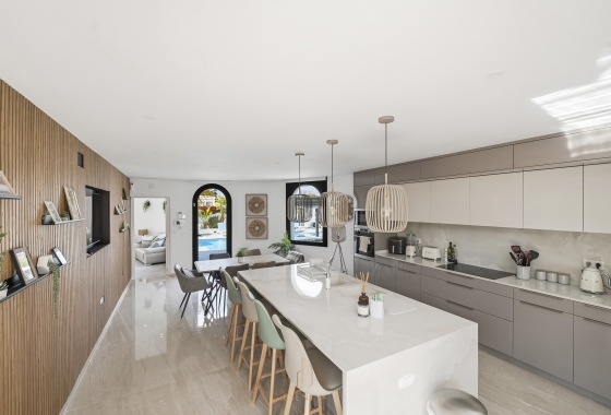 Rynek wtórny - Villa - Torrevieja - San Luis