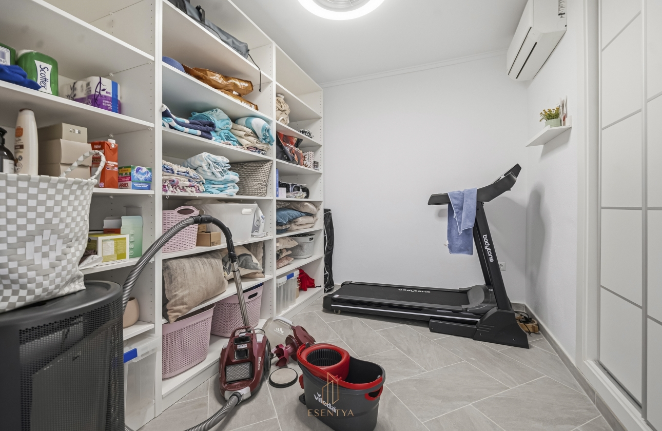 Rynek wtórny - Villa - Torrevieja - San Luis