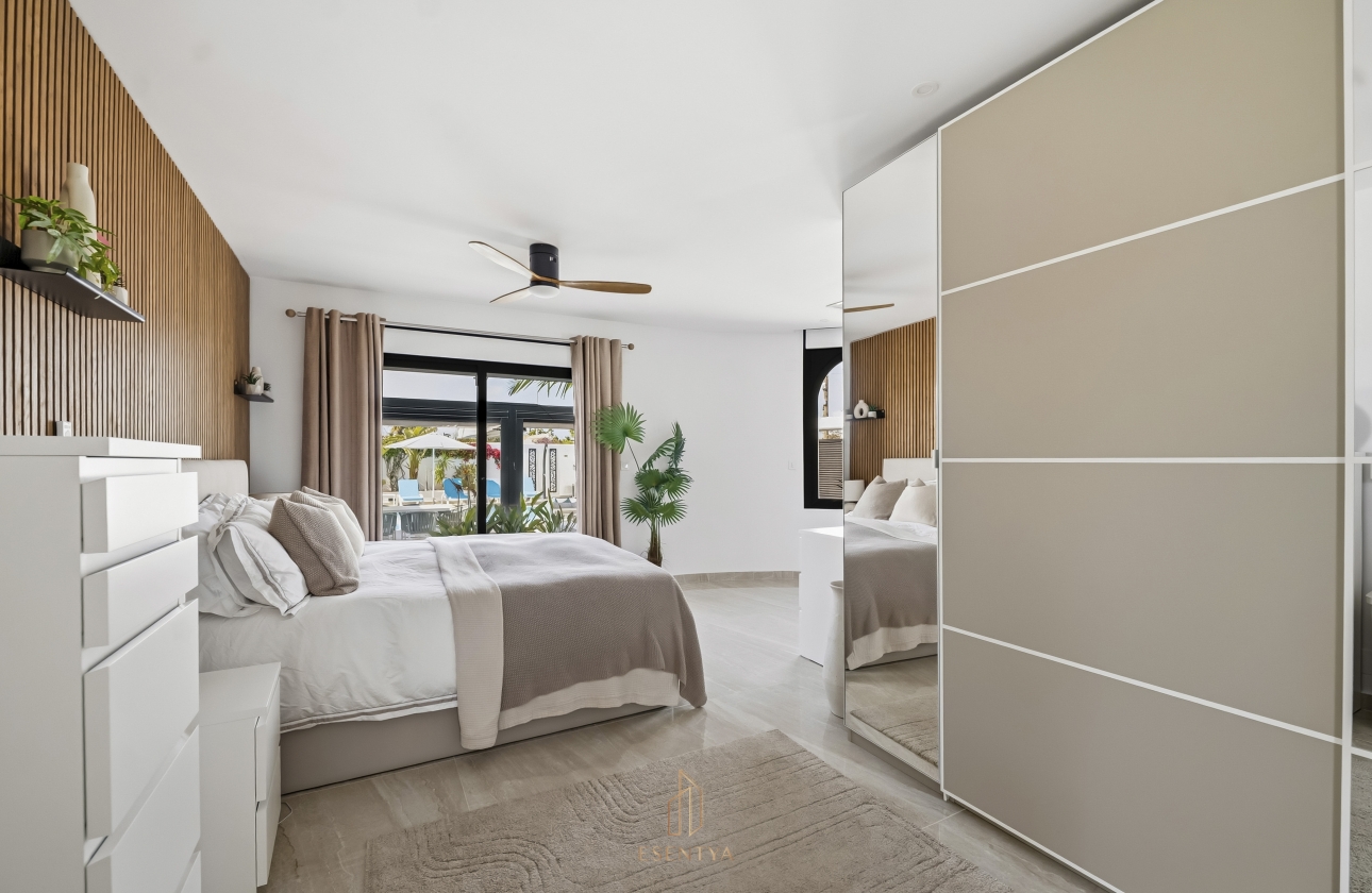 Rynek wtórny - Villa - Torrevieja - San Luis