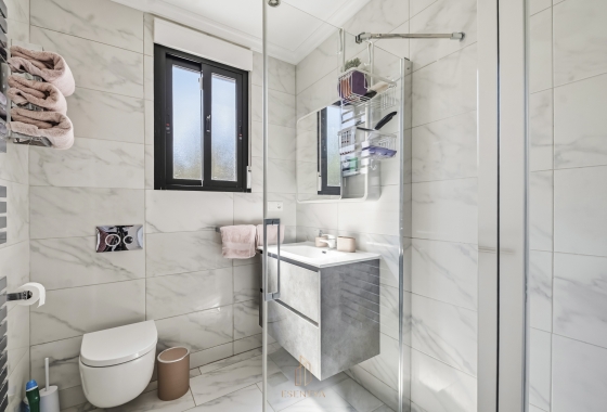 Rynek wtórny - Villa - Torrevieja - San Luis