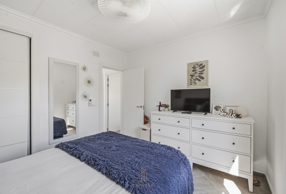 Rynek wtórny - Villa - Torrevieja - San Luis