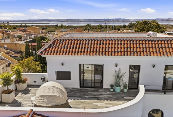 Rynek wtórny - Villa - Torrevieja - San Luis