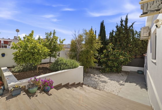 Rynek wtórny - Villa - Torrevieja - San Luis