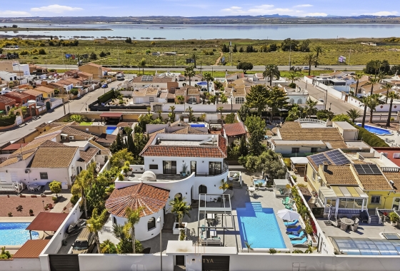 Rynek wtórny - Villa - Torrevieja - San Luis