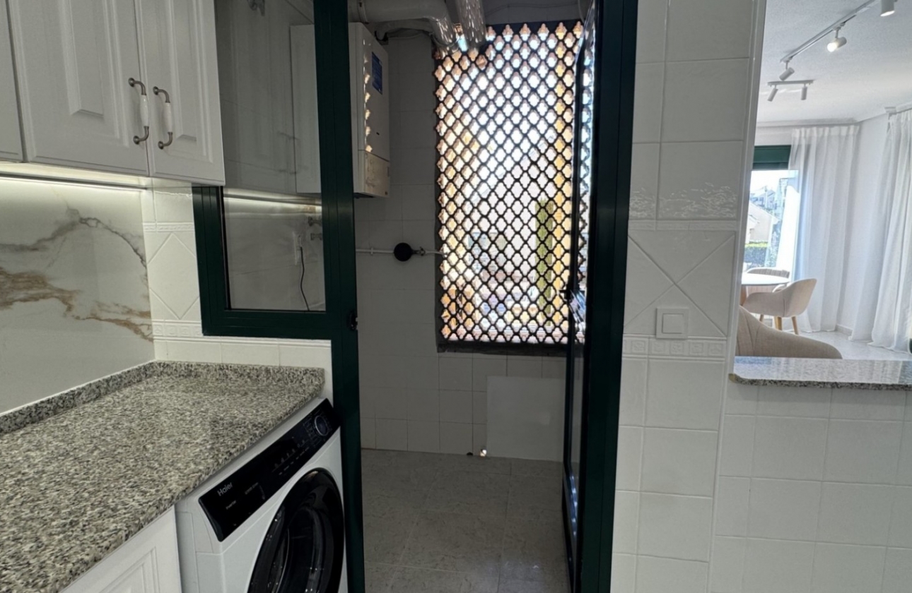 Rynek wtórny - Apartament - Orihuela Costa - Lomas de Campoamor