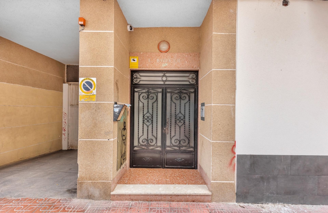 Rynek wtórny - Apartament - Torrevieja - Centro - Muelle Pesquero