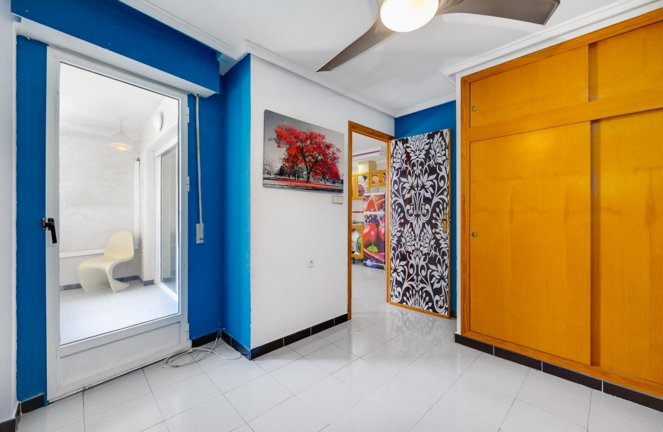 Reventa - Apartment - Torrevieja - Playa de los Locos