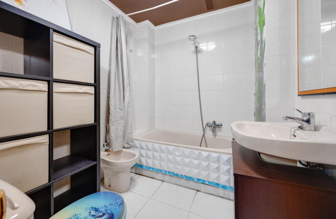 Reventa - Apartment - Torrevieja - Playa de los Locos
