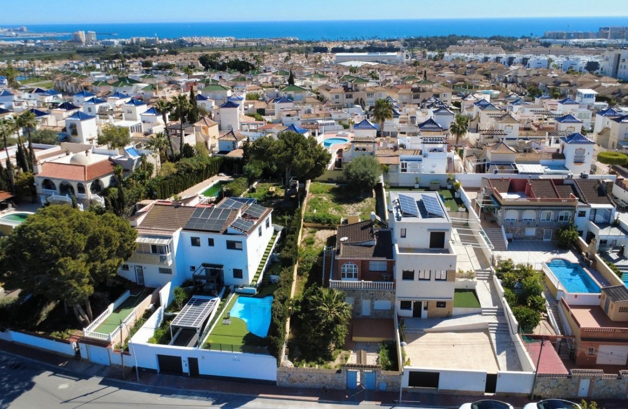 Rynek wtórny - Villa - Torrevieja - Los Balcones