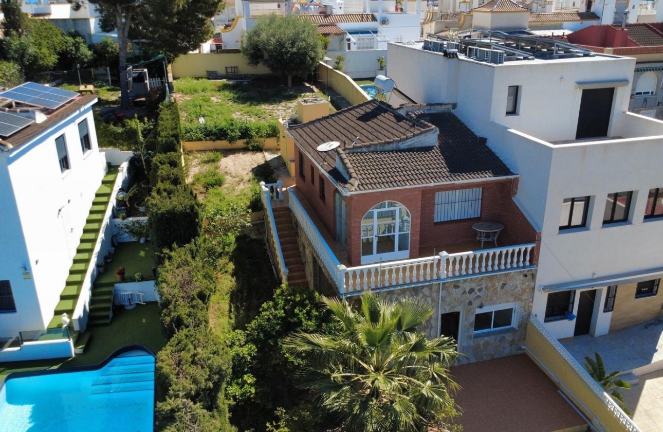 Rynek wtórny - Villa - Torrevieja - Los Balcones