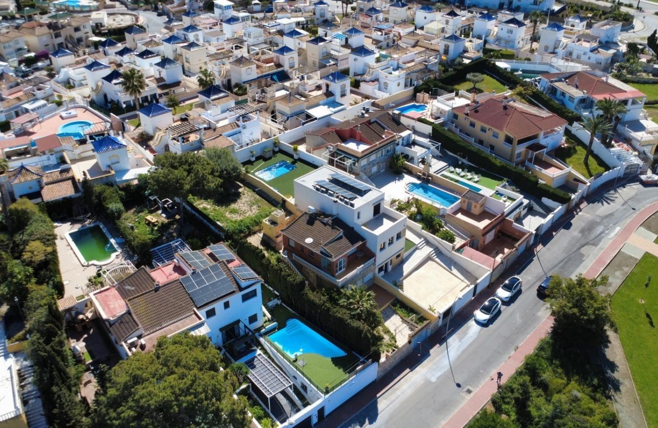Rynek wtórny - Villa - Torrevieja - Los Balcones