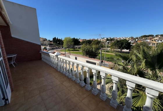 Rynek wtórny - Villa - Torrevieja - Los Balcones