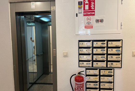 Rynek wtórny - Apartament - Torrevieja - Cabo cervera