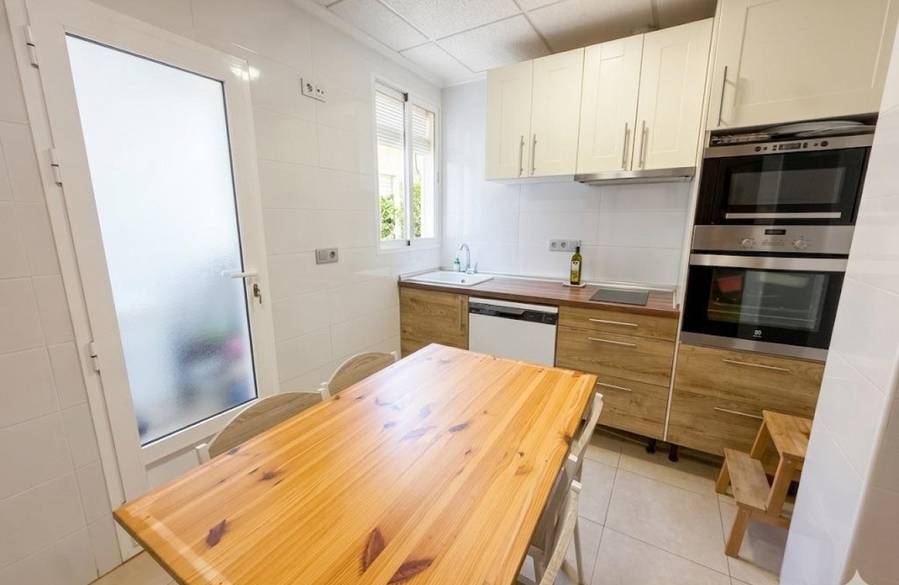 Rynek wtórny - Apartament - Torrevieja - Centro