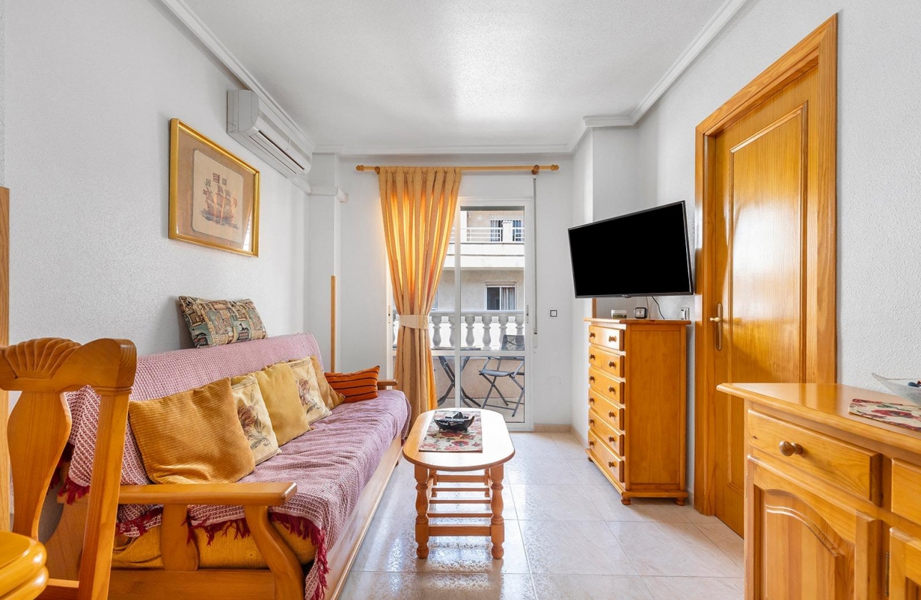 Reventa - Apartment - Torrevieja - Estacion de autobuses