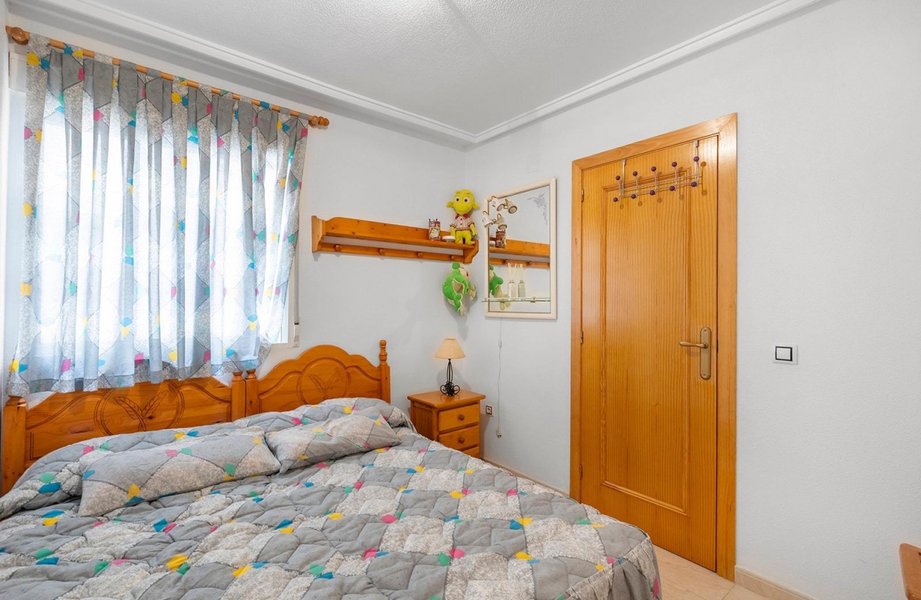 Reventa - Apartment - Torrevieja - Estacion de autobuses