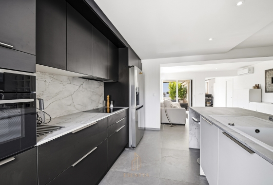 Rynek wtórny - Villa - Torrevieja - Los Balcones