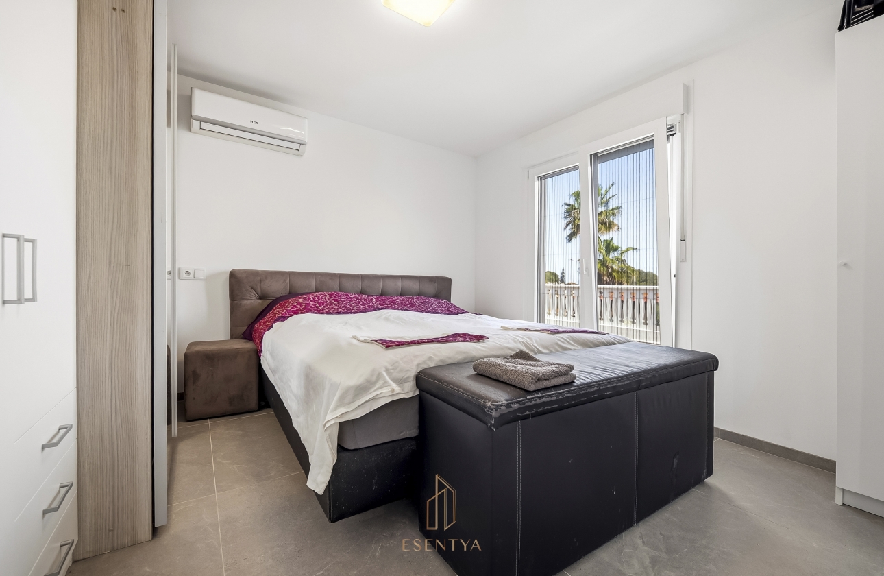 Rynek wtórny - Villa - Torrevieja - Los Balcones