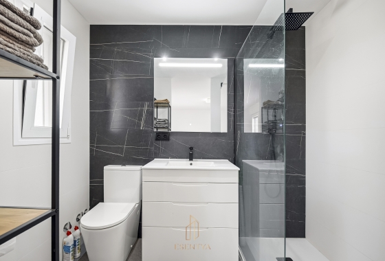 Rynek wtórny - Villa - Torrevieja - Los Balcones