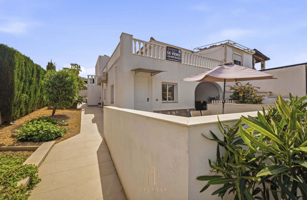 Rynek wtórny - Villa - Torrevieja - Los Balcones