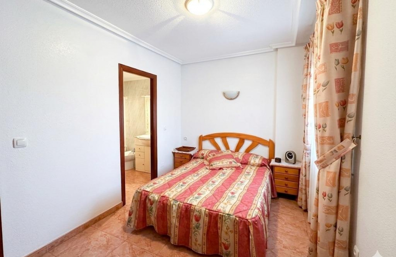Rynek wtórny - Apartament - Torrevieja - Playa del Cura