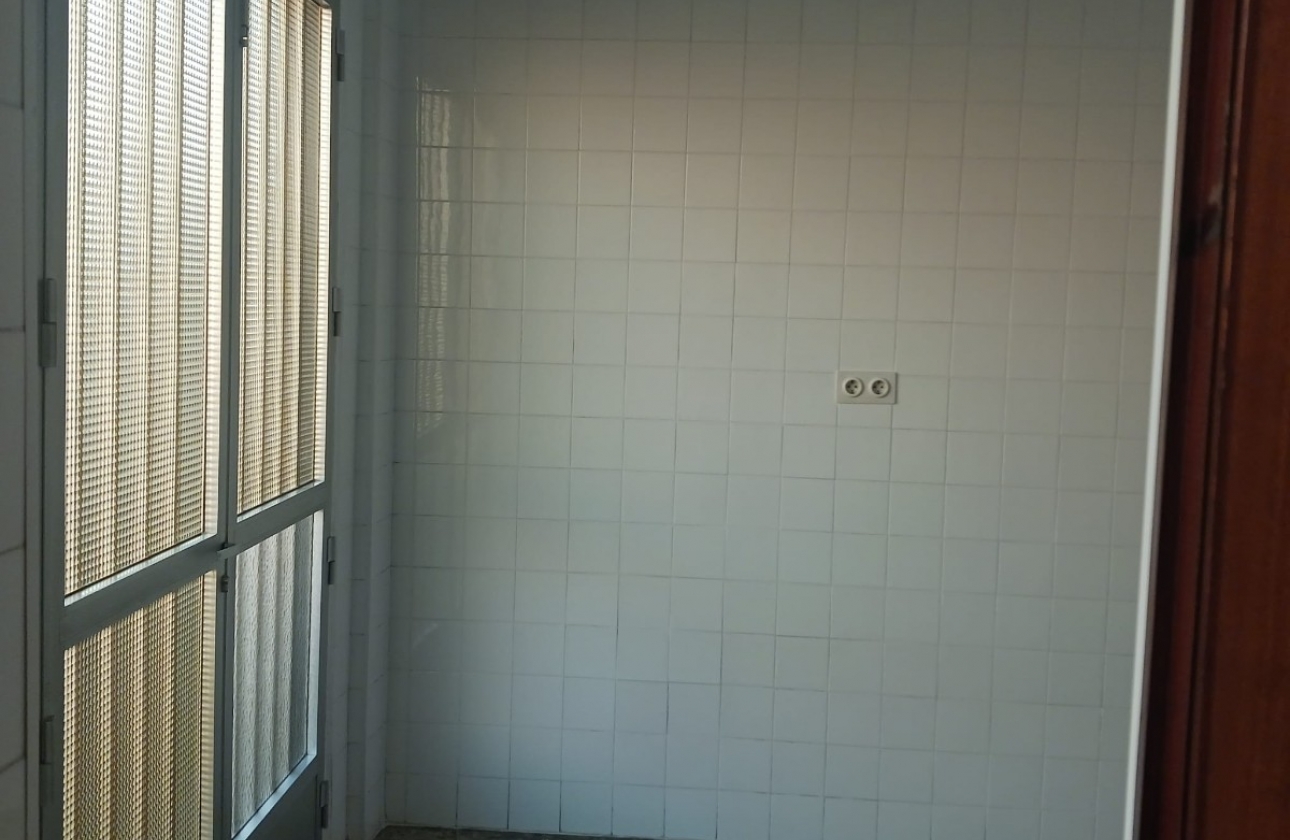 Rynek wtórny - Szeregowiec - San Pedro del Pinatar - Los Antolinos