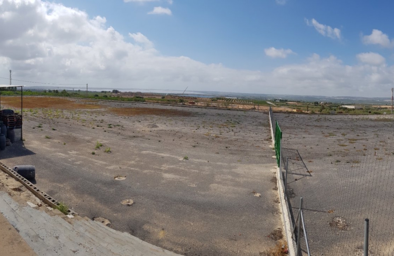 Resale - Country House - Los Montesinos