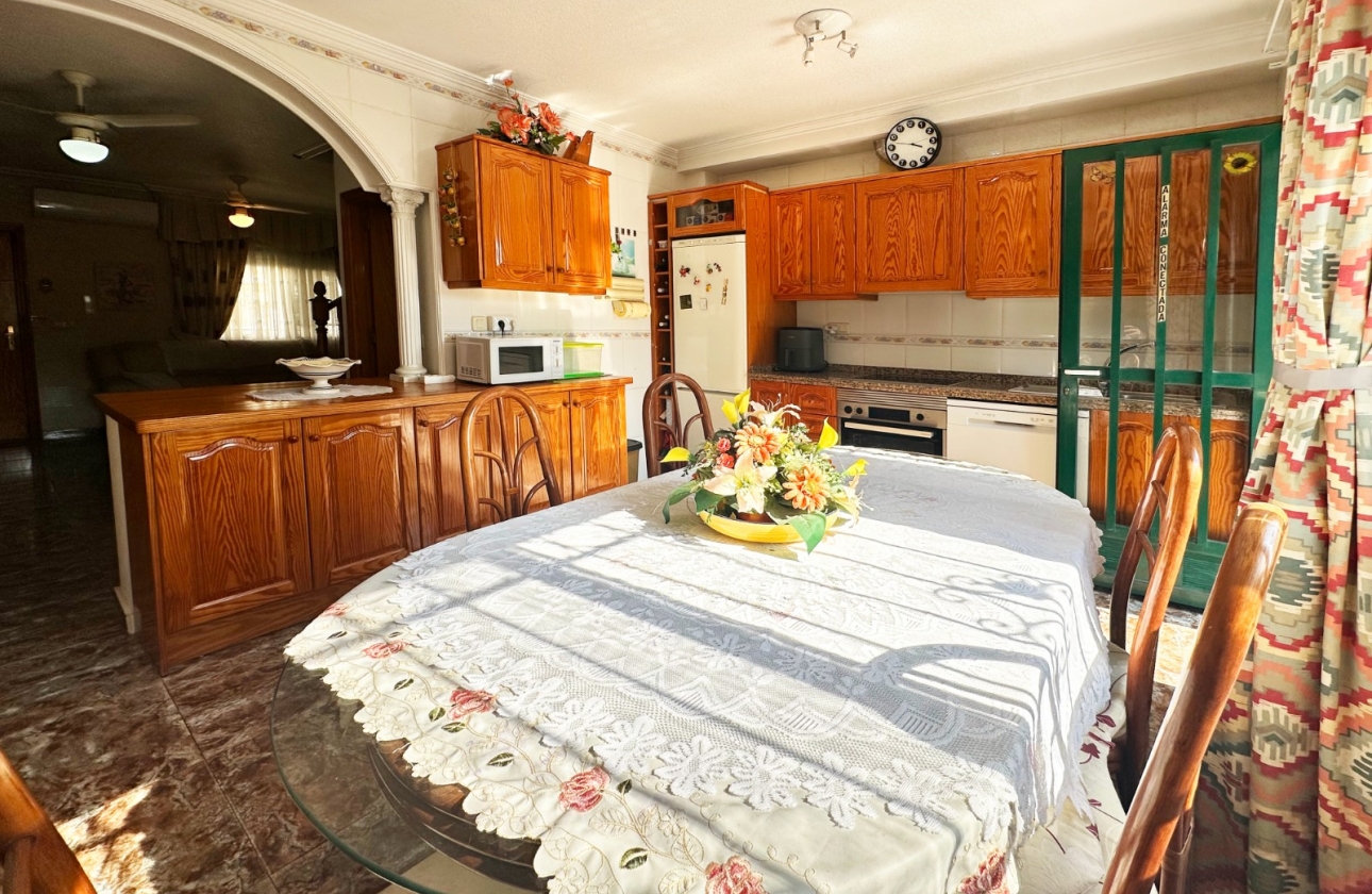 Rynek wtórny - Szeregowiec - Orihuela Costa - La Zenia