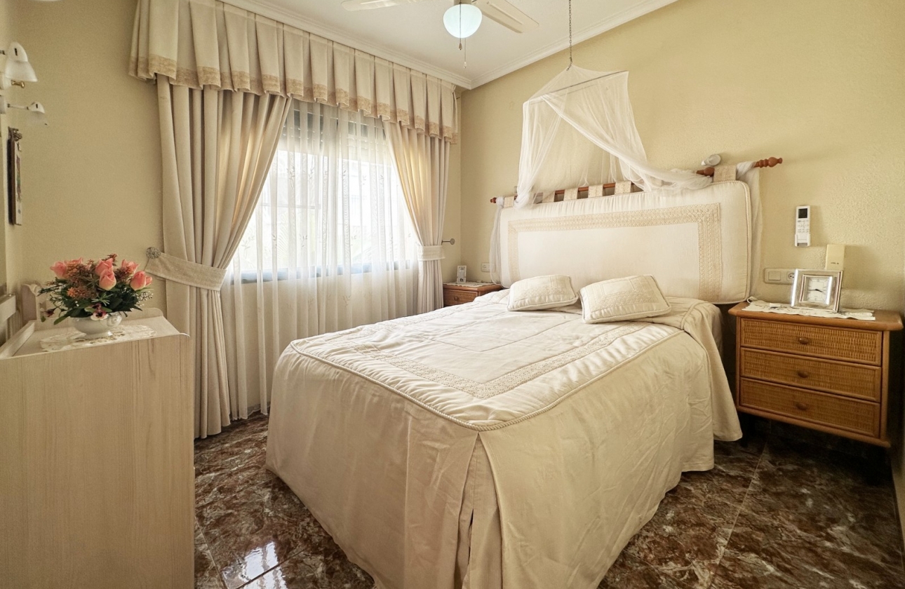 Rynek wtórny - Szeregowiec - Orihuela Costa - La Zenia