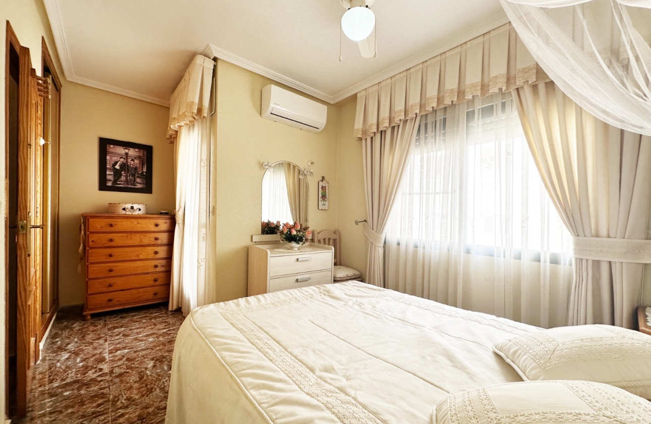 Rynek wtórny - Szeregowiec - Orihuela Costa - La Zenia