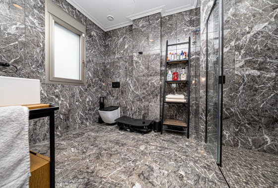 Resale - Villa - La Zenia - Beachside