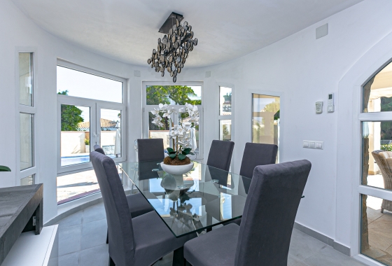 Rynek wtórny - Villa - Orihuela Costa - Lomas de Don Juan