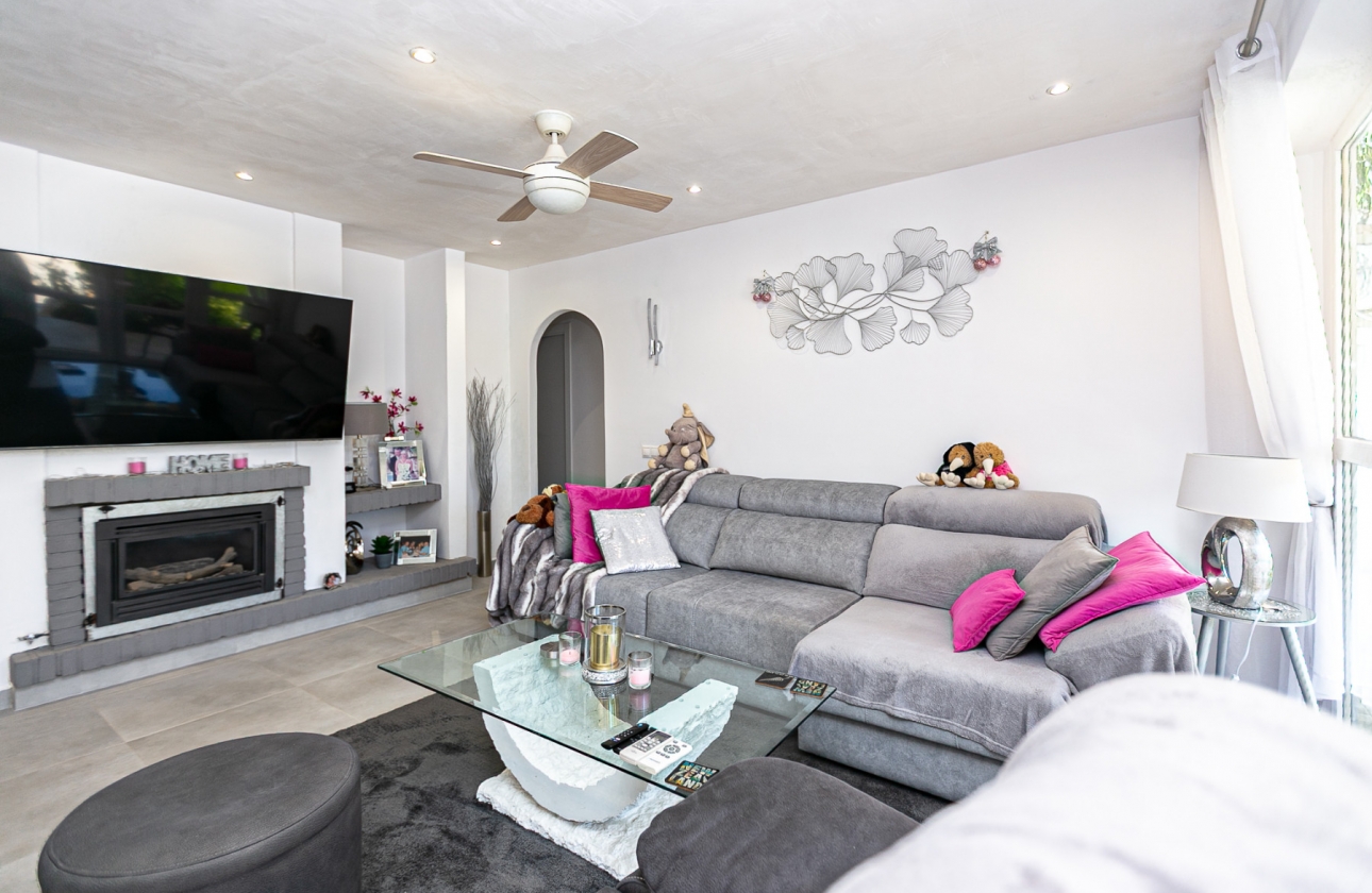 Rynek wtórny - Villa - Orihuela Costa - Lomas de Don Juan