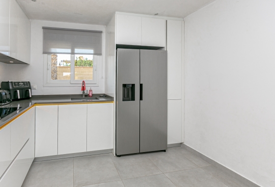 Rynek wtórny - Villa - Orihuela Costa - Lomas de Don Juan